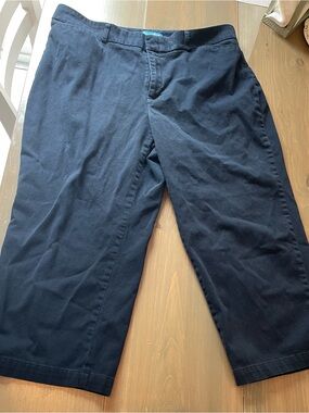 Dockers Women Navy Dress Capris